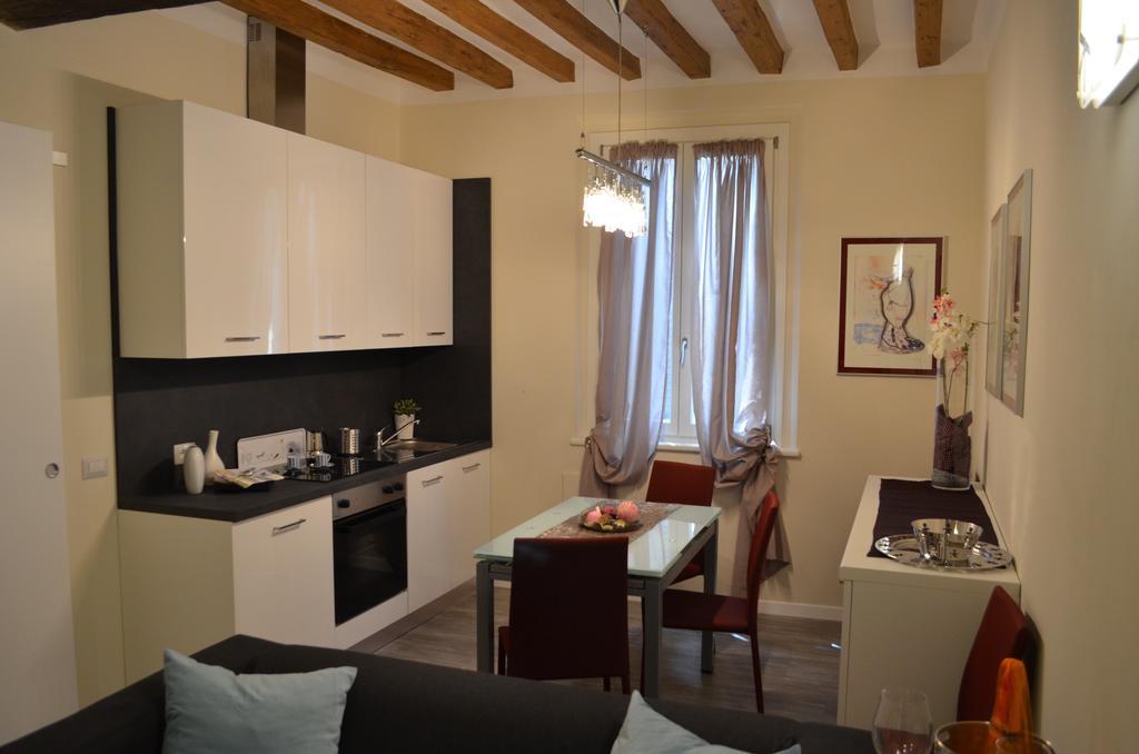 Apartmán Heart Of Parma Pokoj fotografie